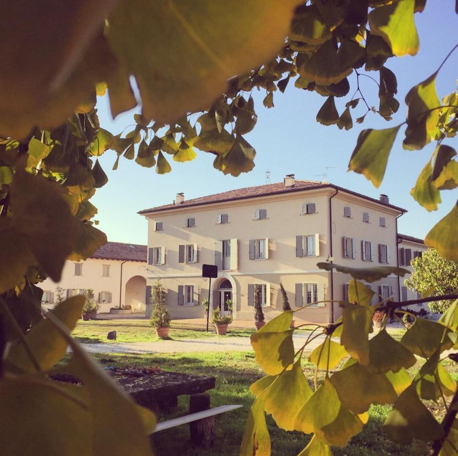 Villa Pacchioni Cavezzo Zewnętrze zdjęcie