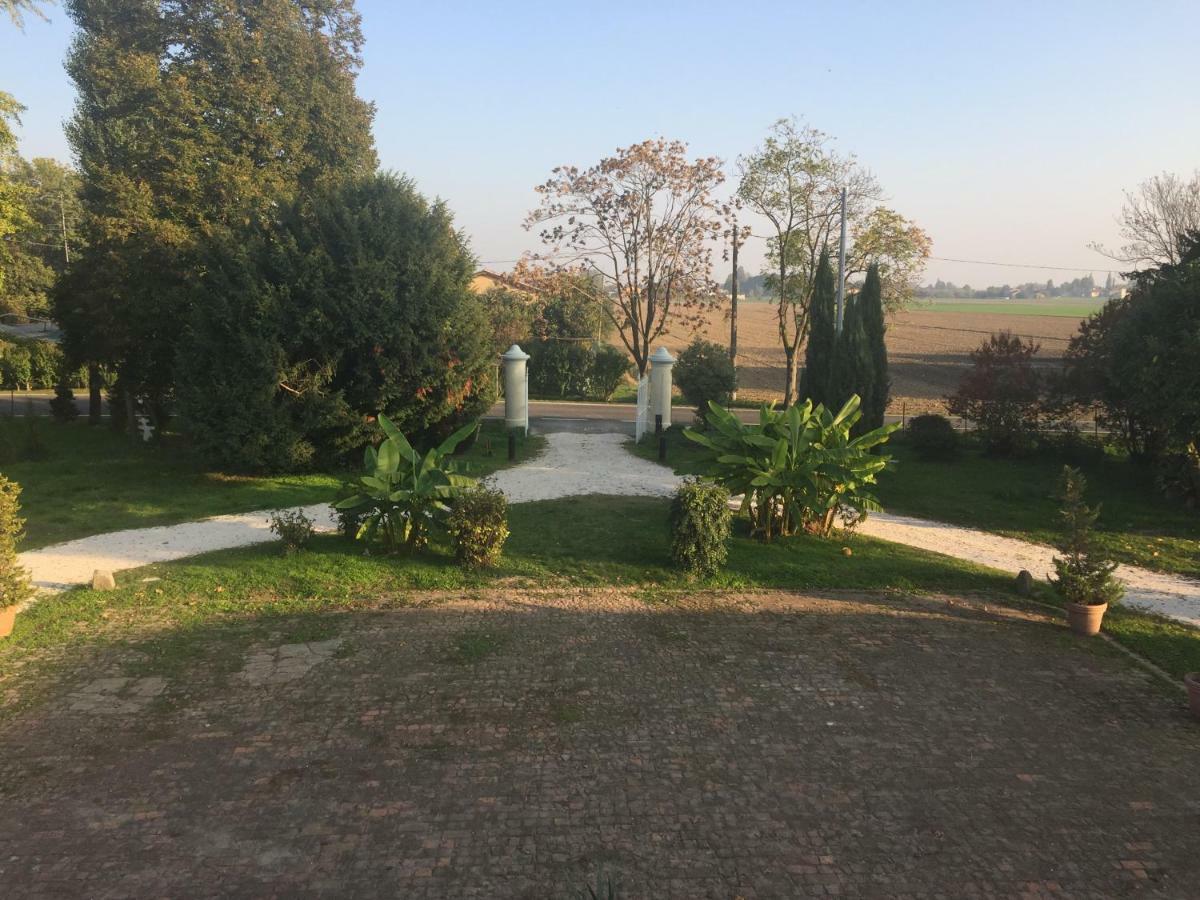 Villa Pacchioni Cavezzo Zewnętrze zdjęcie